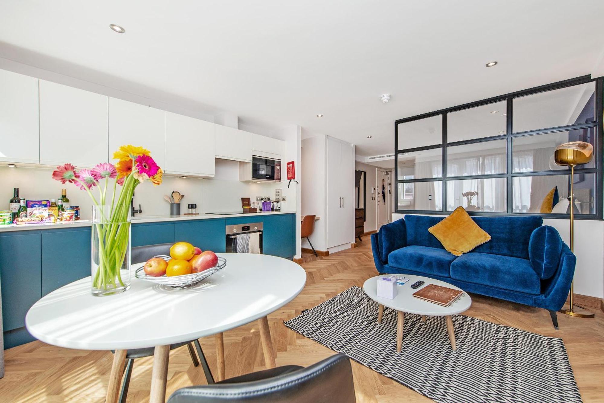 Farringdon Serviced Apartments By Lovelystay London Exteriör bild